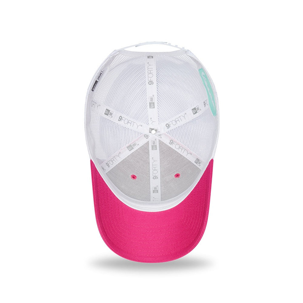 Vespa Essential Logo Pink 9FORTY Adjustable Cap