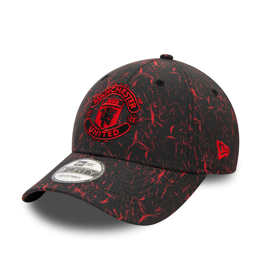 Manchester United FC 9FORTY Crinkle All Over Print Black & Scarlet Cap