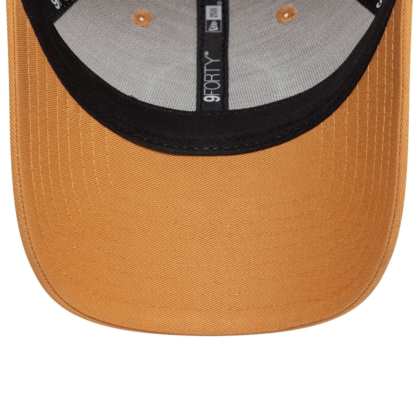 Chelsea FC Seasonal Pop 9Forty Adults Cap - Light Tan