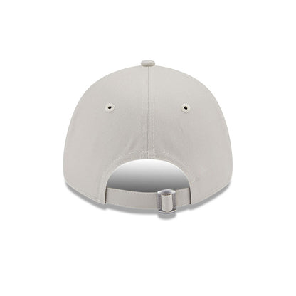 Chelsea FC Lion Crest Womens Stone 9FORTY Adjustable Cap