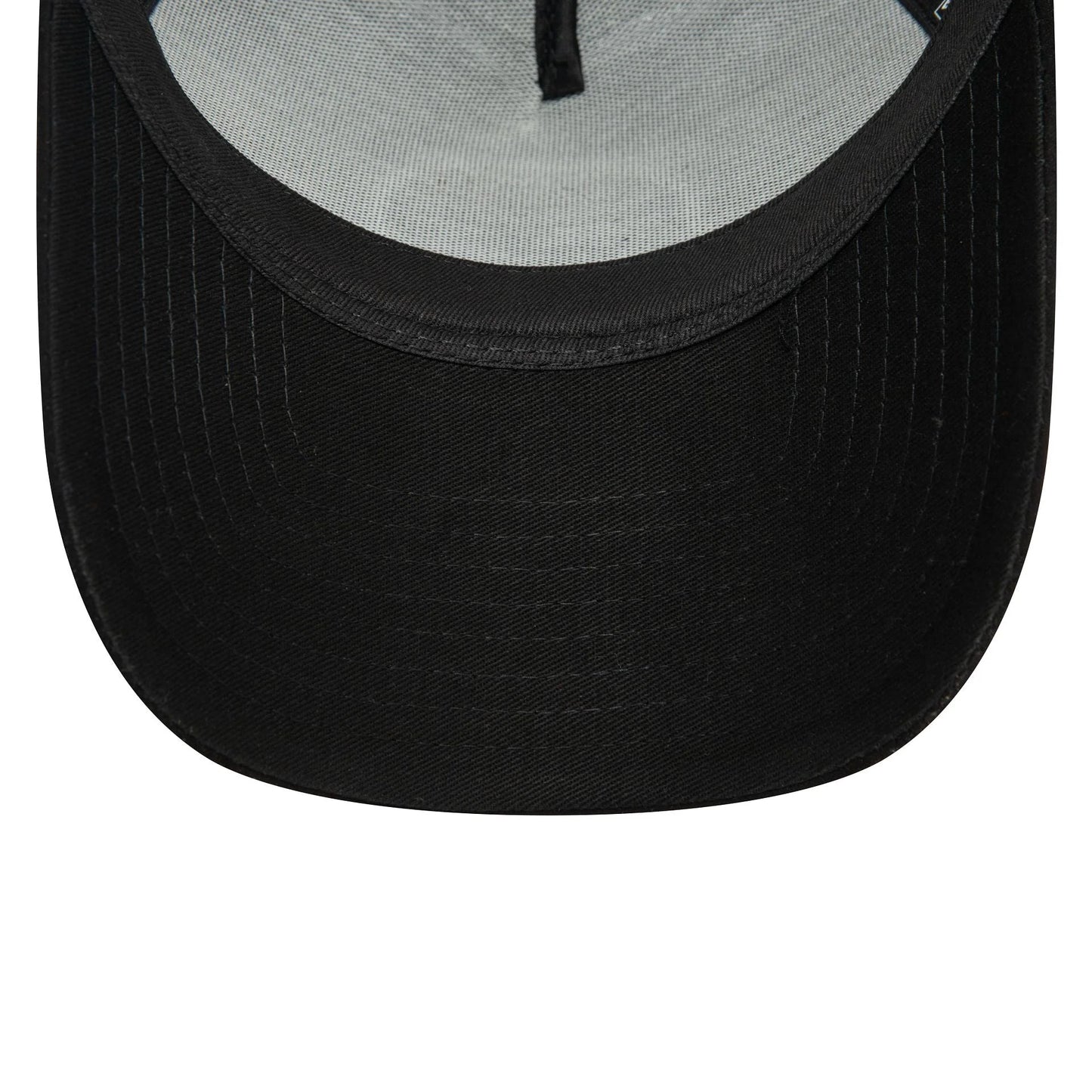 New Era E-Frame Trucker Chelsea Suede Black Cap