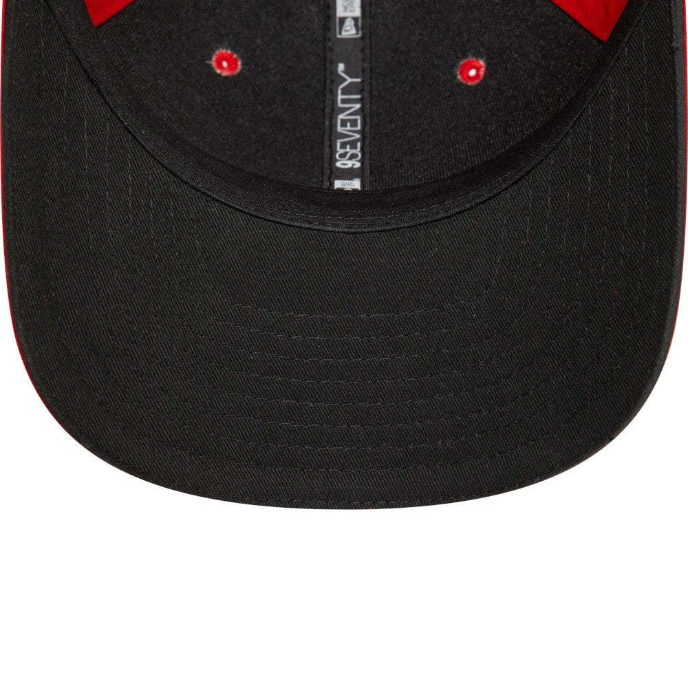 Ducati Core 9Seventy Stretch Snap Cap Adults